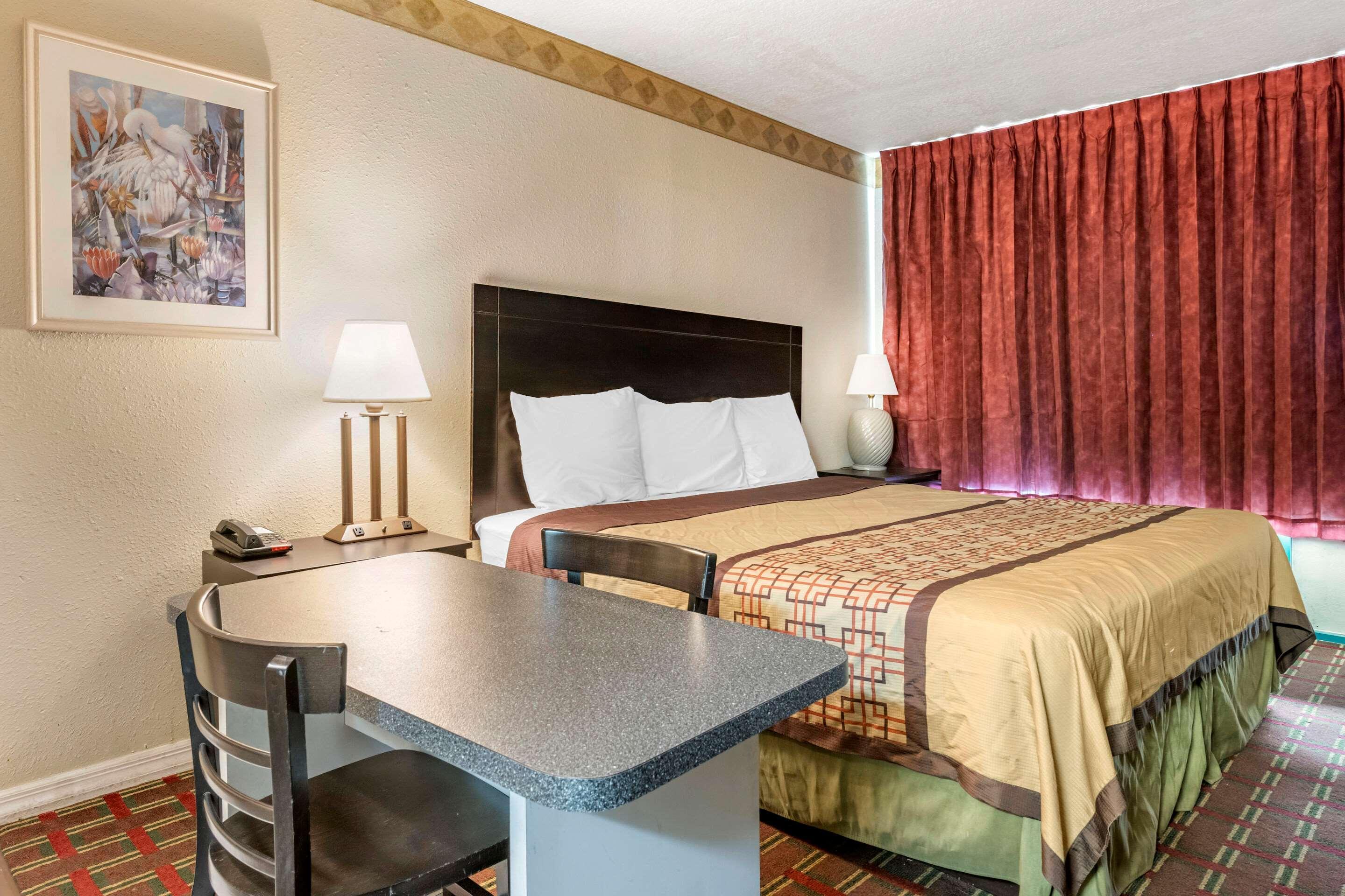 Rodeway Inn New Port Richey Esterno foto
