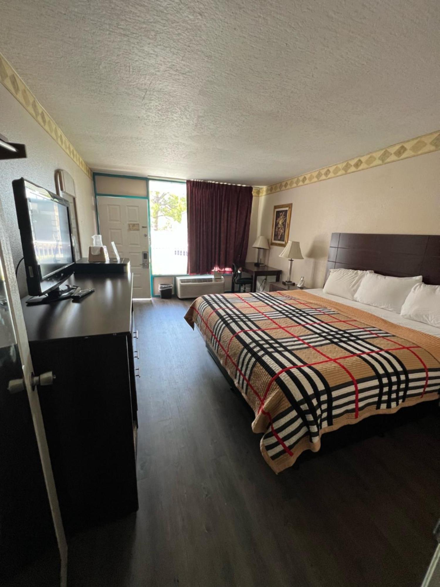 Rodeway Inn New Port Richey Esterno foto
