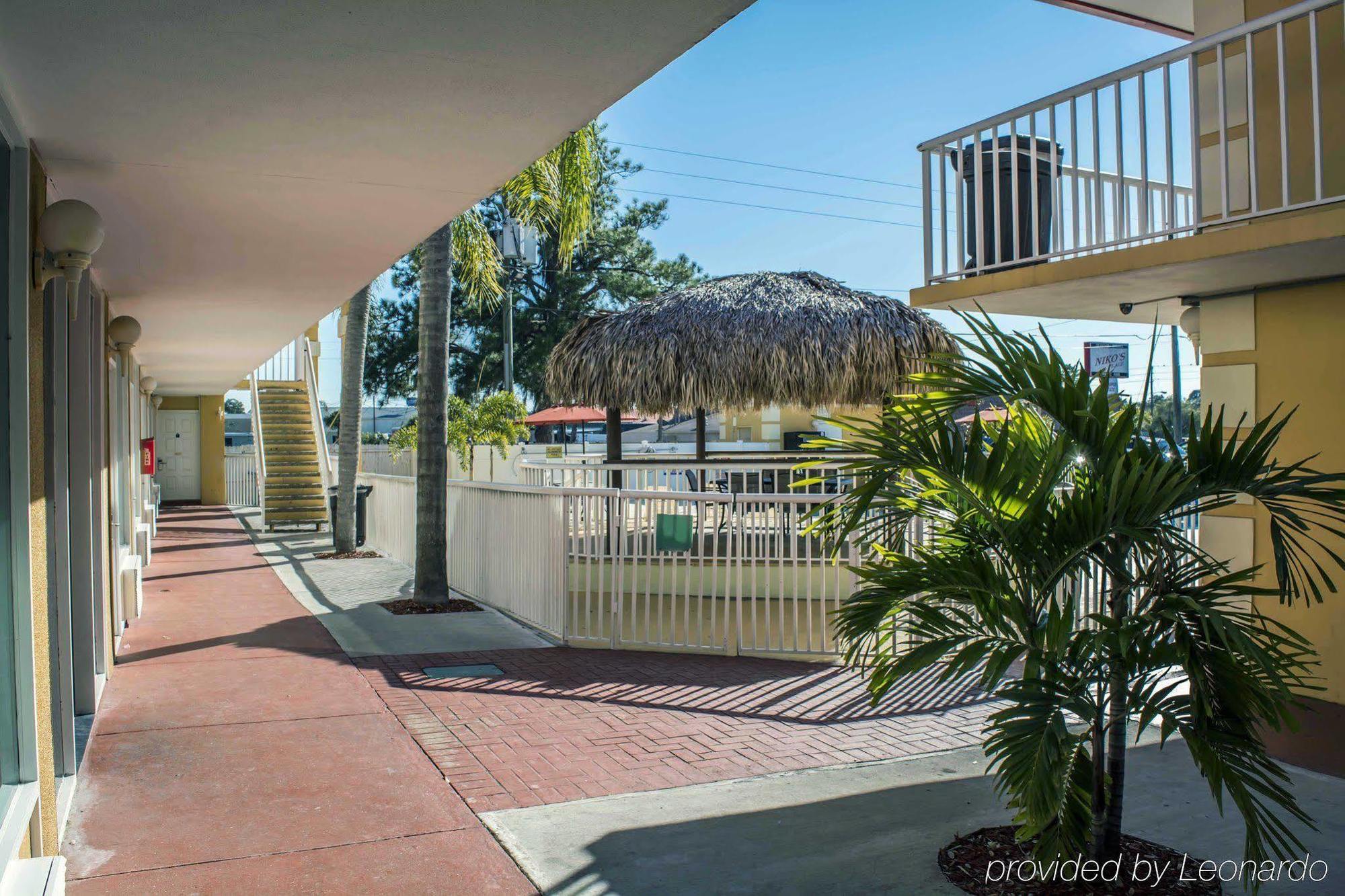 Rodeway Inn New Port Richey Esterno foto
